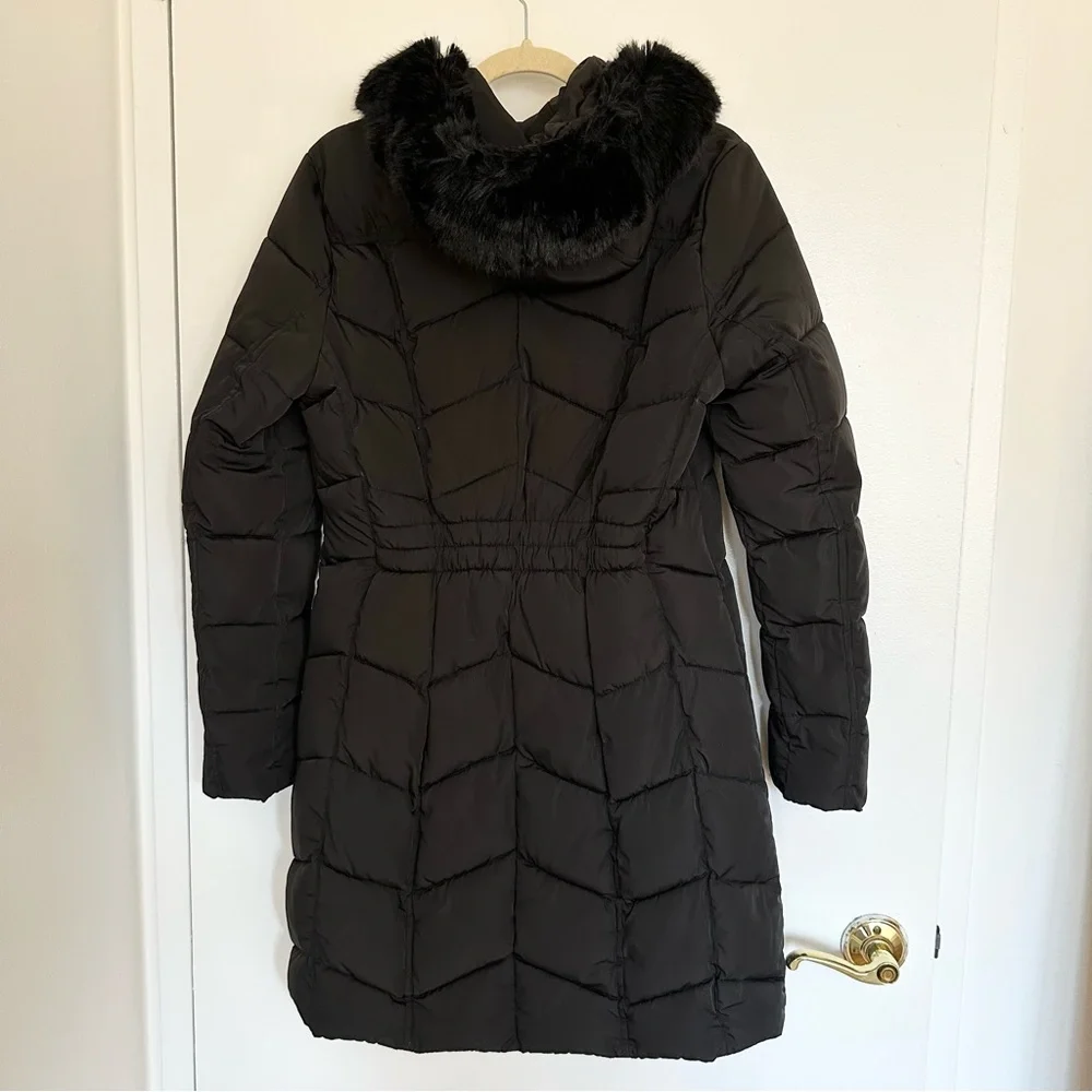 Women’s Calvin Klein Black Long Puffer Winter Coat with Faux Fur-Trimmed Hood - Picture 5 of 7